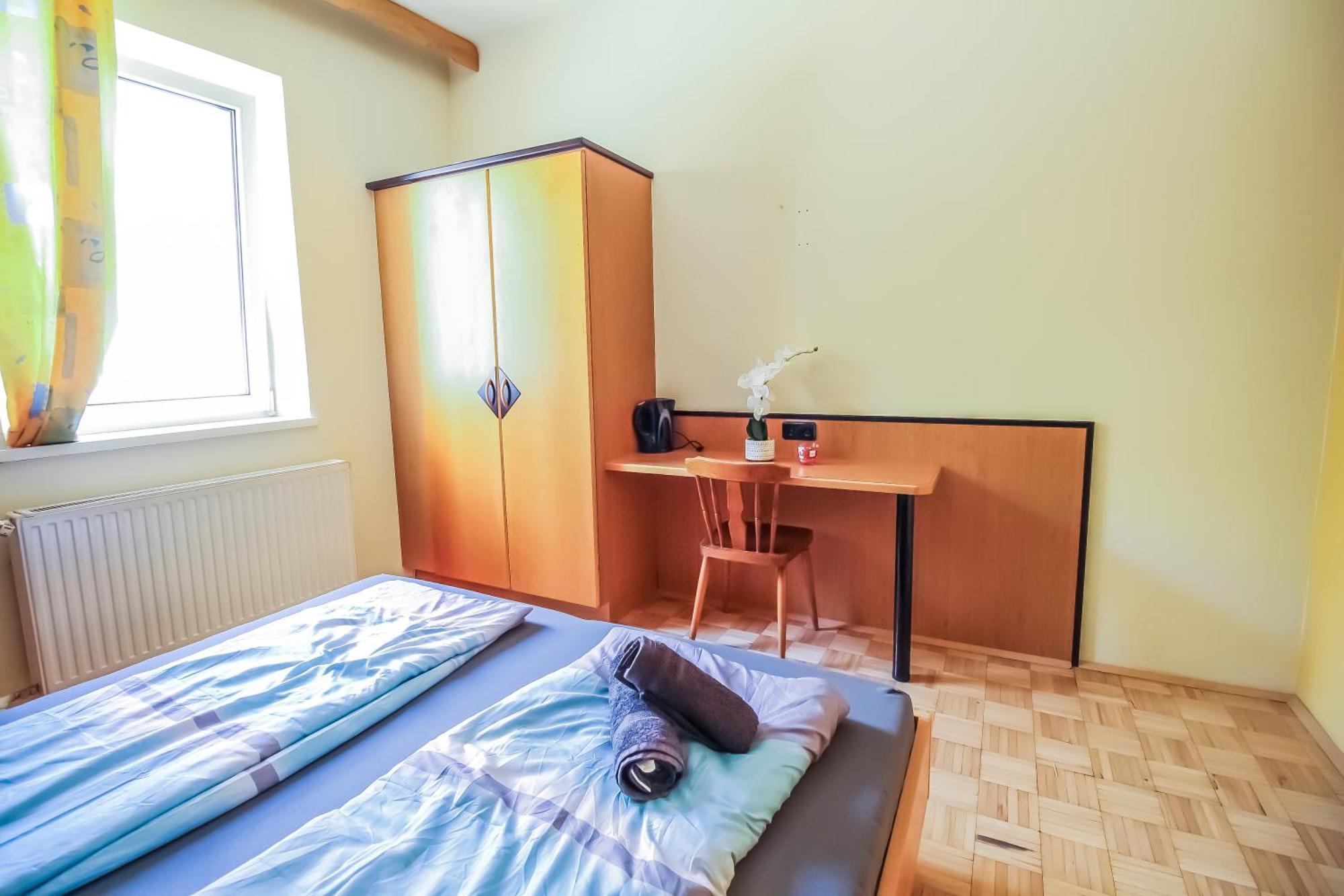 Cozy Rooms - U3 Hutteldorferstrasse Wien Exteriör bild
