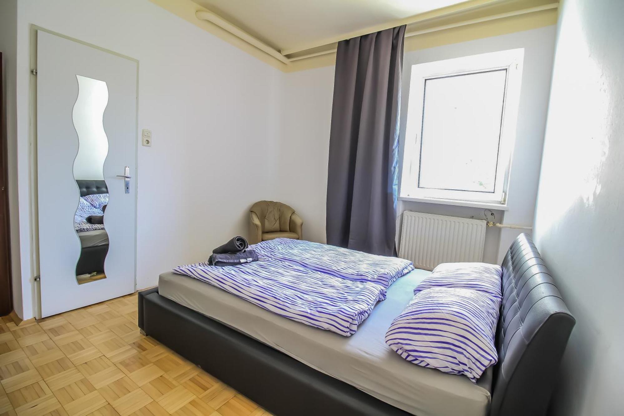 Cozy Rooms - U3 Hutteldorferstrasse Wien Exteriör bild