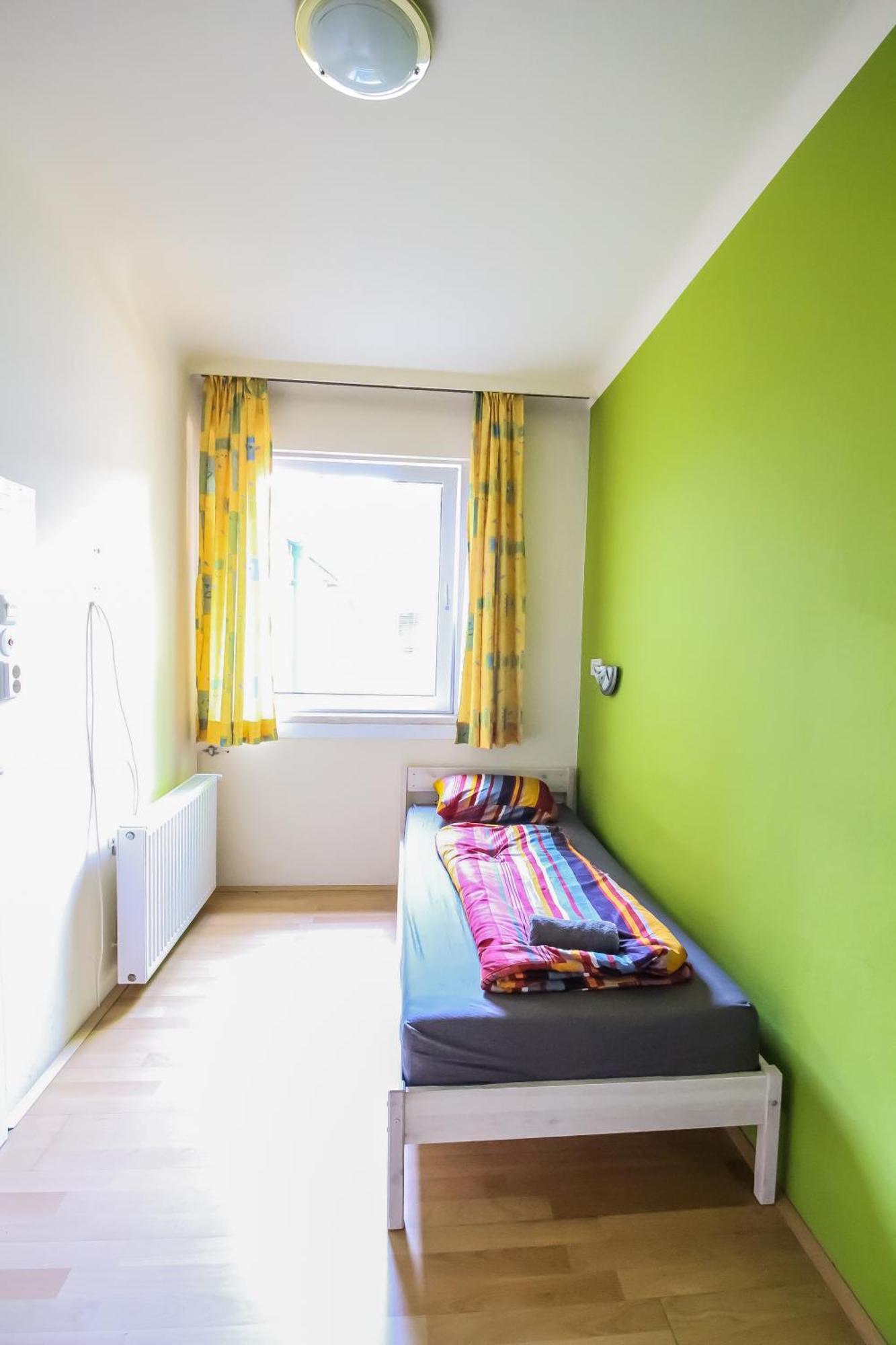 Cozy Rooms - U3 Hutteldorferstrasse Wien Exteriör bild