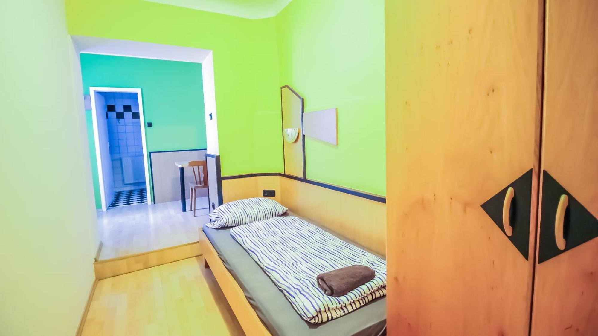 Cozy Rooms - U3 Hutteldorferstrasse Wien Exteriör bild